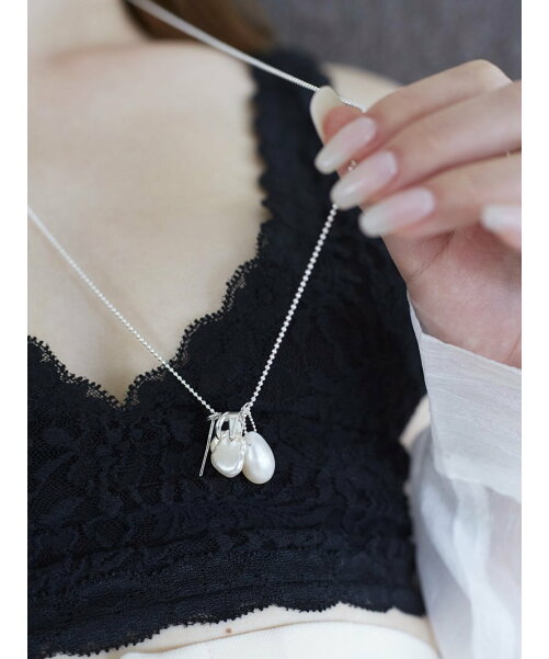Nothing And Others/Freshwaterpearl Necklace